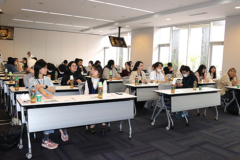 長谷川香料(株)総合研究所見学会01